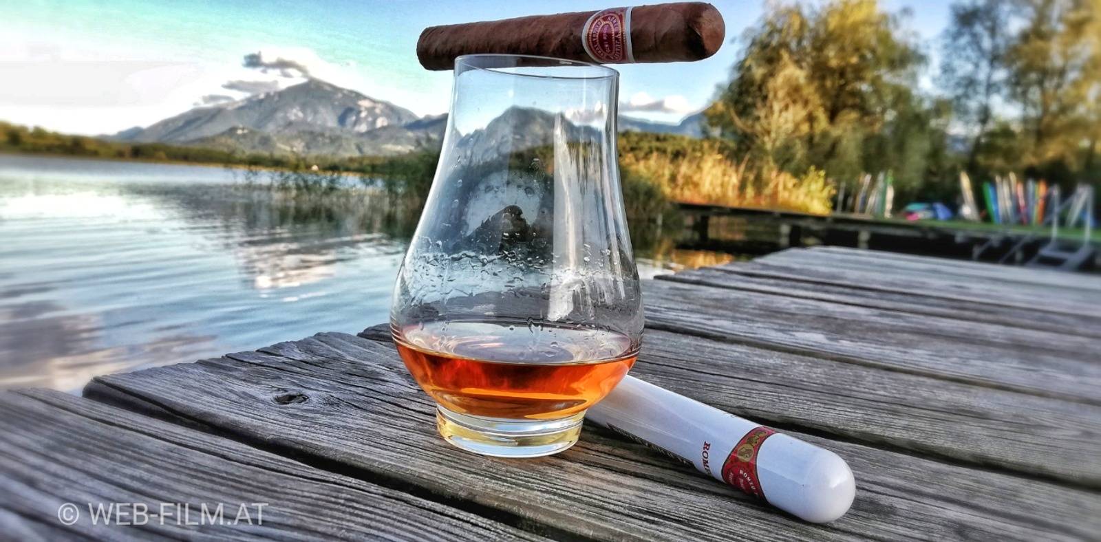 Whisky und Zigarre geht immer